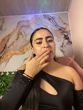 Snapshot of LILI_911 chatting on 25, 6, 2026 LILI 911 online show from 25, 6, 2026