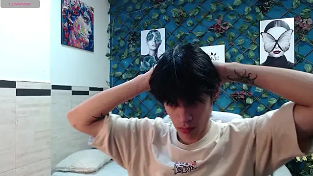 Snapshot of wayath1 chatting on 9, 7, 2026 wayath1 online show from 9, 7, 2026