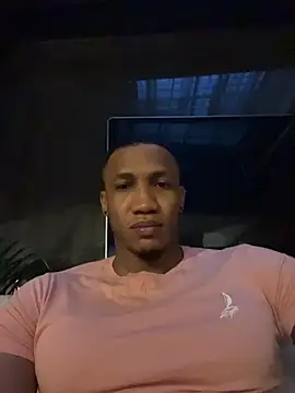 Snapshot of LoganVarela chatting on 1, 7, 2026 LoganVarela online show from 1, 7, 2026