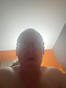 Snapshot of Palered chatting on 12, 7, 2026 Palered online show from 12, 7, 2026