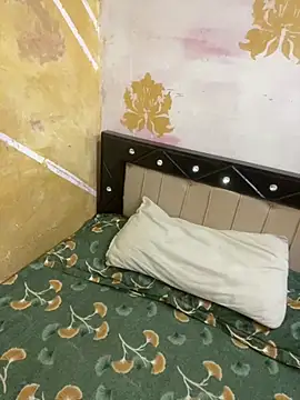 cutecouple1432 online show from 10, 7, 2026