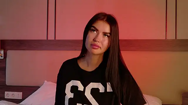 leonameilee online show from 30, 6, 2026