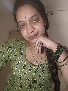 Snapshot of villagebhabhihorny chatting on 3, 8, 2026 villagebhabhihorny online show from 3, 8, 2026