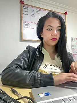 Snapshot of vanellopeFoxx chatting on 5, 8, 2026 vanellopeFoxx online show from 5, 8, 2026