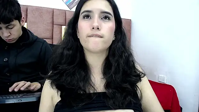 Snapshot of MIA_COINS chatting on 2, 7, 2026 MIA COINS online show from 2, 7, 2026