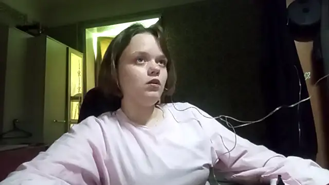 Snapshot of FlirtingAdele_1 chatting on 14, 6, 2026 FlirtingAdele 1 online show from 14, 6, 2026