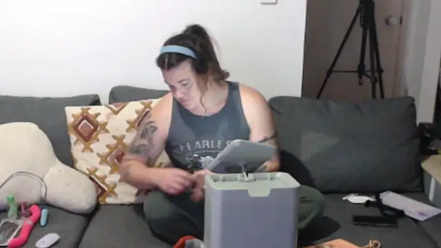Adora Gently online show from 8, 6, 2026