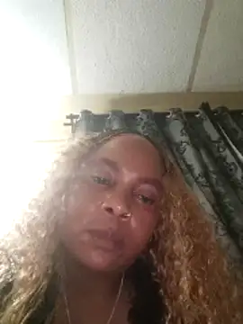 Snapshot of becky_thesexyy chatting on 6, 6, 2026 becky thesexyy online show from 6, 6, 2026