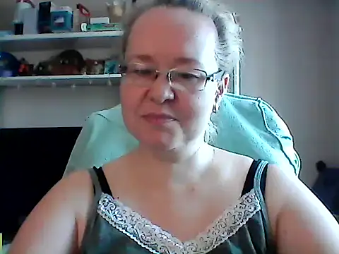 Snapshot of Viola27 chatting on 29, 6, 2026 Viola27 online show from 29, 6, 2026