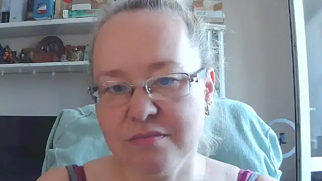 Snapshot of Viola27 chatting on 21, 7, 2026 Viola27 online show from 21, 7, 2026