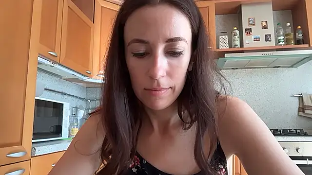 Snapshot of Flamingo_Queen chatting on 19, 7, 2026 Flamingo Queen online show from 19, 7, 2026