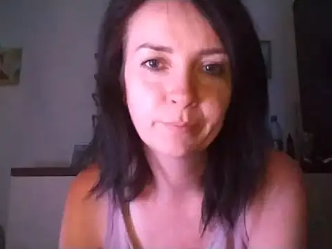 Snapshot of JenniferAlone chatting on 26, 6, 2026 JenniferAlone online show from 26, 6, 2026