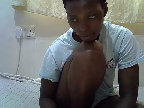 Snapshot of smile_lily chatting on 10, 7, 2026 smile lily online show from 10, 7, 2026
