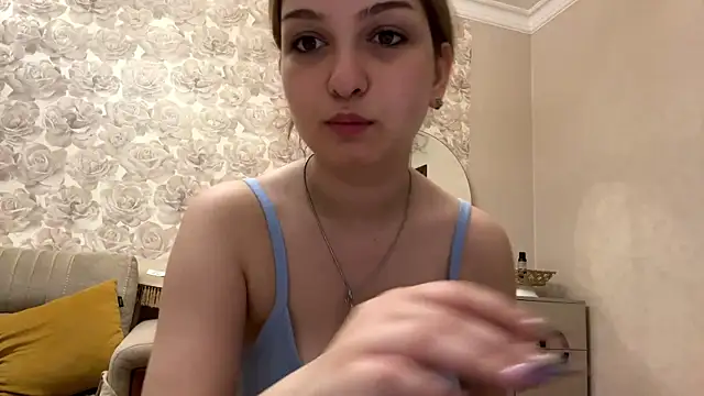 Snapshot of CloudyFoxy chatting on 19, 6, 2026 CloudyFoxy online show from 19, 6, 2026
