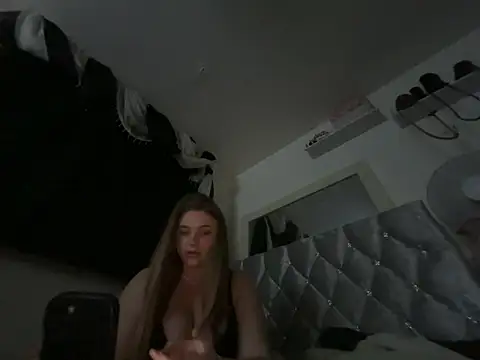 Snapshot of Violetsinxx chatting on 14, 6, 2026 Violetsinxx online show from 14, 6, 2026
