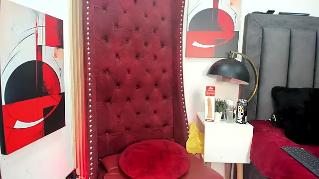 Snapshot of Mathyw_Mont chatting on 7, 7, 2026 Mathyw Mont online show from 7, 7, 2026