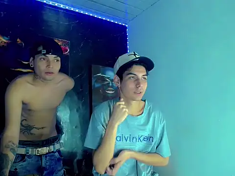 Snapshot of TheShamefulBoys chatting on 18, 6, 2026 TheShamefulBoys online show from 18, 6, 2026