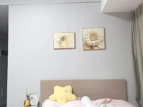 lucky-xiaolu online show from 14, 6, 2026