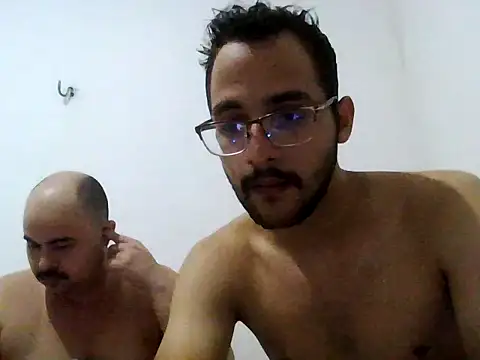 Snapshot of casal_jj23 chatting on 10, 6, 2026 casal jj23 online show from 10, 6, 2026