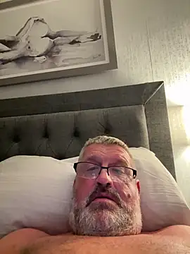 Snapshot of Stueeeey31 chatting on 21, 6, 2026 Stueeeey31 online show from 21, 6, 2026