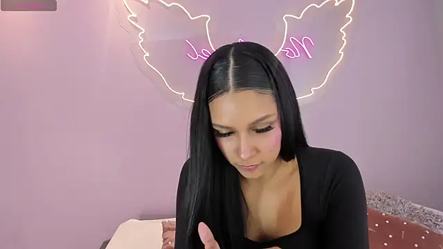 TalianaHernandez online show from 14, 7, 2026