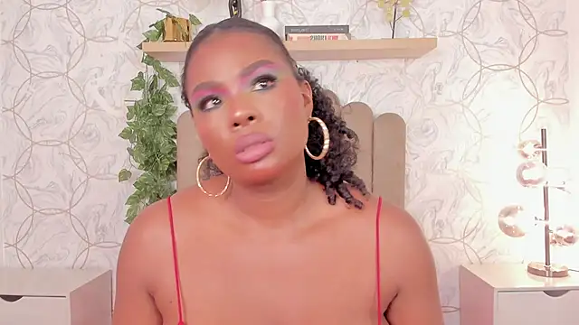 Snapshot of huge_boobs_ebony_ chatting on 17, 6, 2026 huge boobs ebony online show from 17, 6, 2026