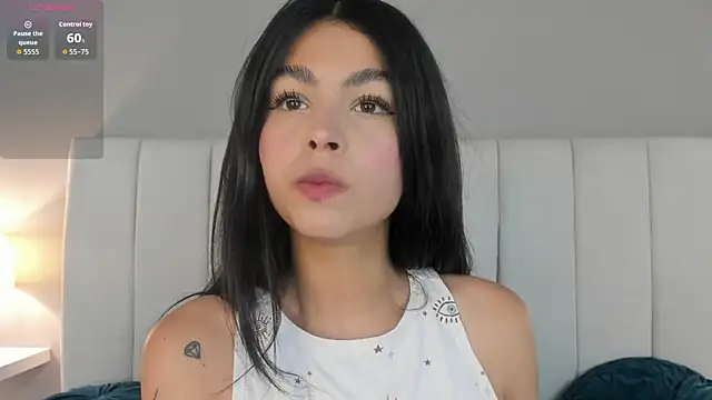 Snapshot of Kylie_Mckenzie chatting on 22, 7, 2026 Kylie Mckenzie online show from 22, 7, 2026