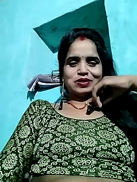 Snapshot of Cut_simran56 chatting on 14, 7, 2026 Cut simran56 online show from 14, 7, 2026