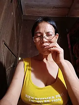 Snapshot of KK_sexyy chatting on 5, 7, 2026 KK sexyy online show from 5, 7, 2026