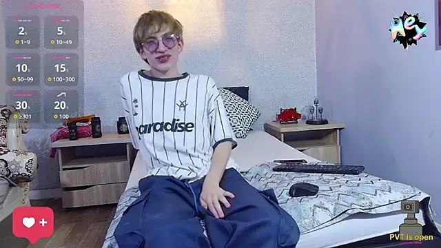 Snapshot of axell_stone_ chatting on 6, 7, 2026 axell stone online show from 6, 7, 2026