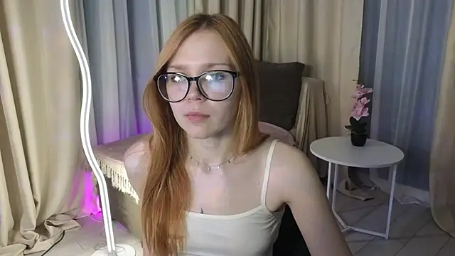 Snapshot of memymee_ chatting on 15, 6, 2026 memymee online show from 15, 6, 2026