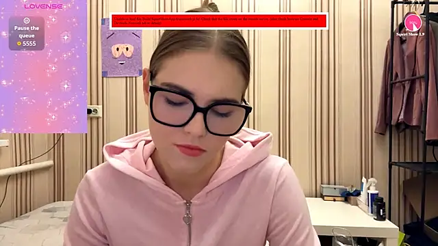 Snapshot of MiaWonderind chatting on 4, 8, 2026 MiaWonderind online show from 4, 8, 2026