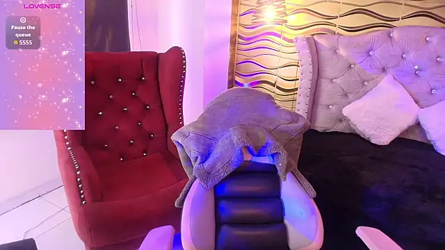  Ninaharpper online show from 19, 6, 2026