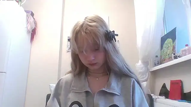 Snapshot of DinaKolter chatting on 30, 6, 2026 DinaKolter online show from 30, 6, 2026