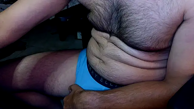 Snapshot of talltannhandsome chatting on 28, 7, 2026 talltannhandsome online show from 28, 7, 2026