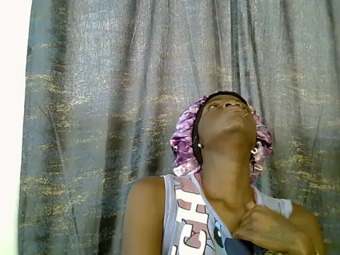 Snapshot of Sheratonyblacks chatting on 18, 6, 2026 Sheratonyblacks online show from 18, 6, 2026