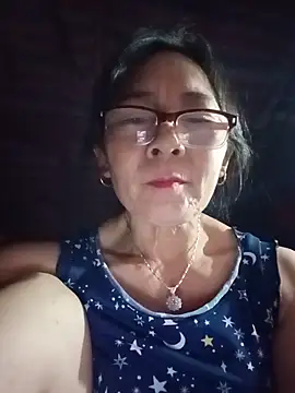 Snapshot of po_sexy chatting on 18, 6, 2026 po sexy online show from 18, 6, 2026