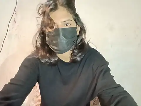 Snapshot of sassypoonam14 chatting on 13, 7, 2026 sassypoonam14 online show from 13, 7, 2026