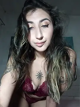 Snapshot of AylinDream chatting on 16, 6, 2026 AylinDream online show from 16, 6, 2026