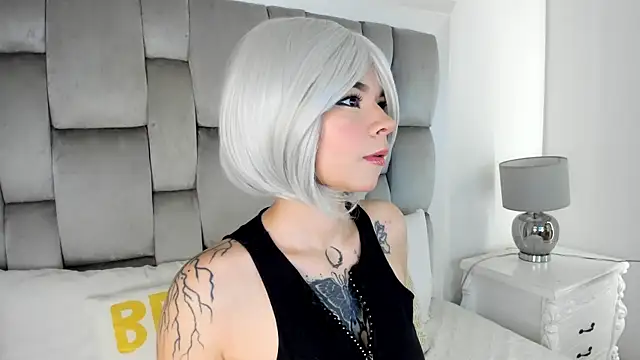 Snapshot of kitty_cat_7 chatting on 8, 7, 2026 kitty cat 7 online show from 8, 7, 2026