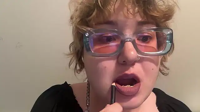 Snapshot of mysteradecadent chatting on 27, 7, 2026 mysteradecadent online show from 27, 7, 2026