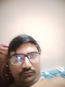 Snapshot of dhirusury050625 chatting on 16, 6, 2026 dhirusury050625 online show from 16, 6, 2026