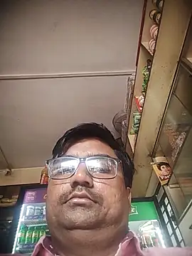 Snapshot of dhirusury050625 chatting on 2, 7, 2026 dhirusury050625 online show from 2, 7, 2026