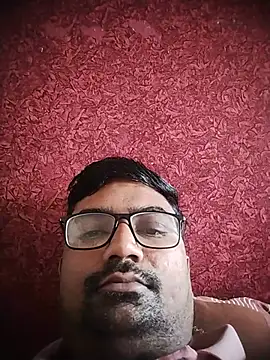 Snapshot of dhirusury050625 chatting on 26, 7, 2026 dhirusury050625 online show from 26, 7, 2026