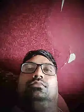 Snapshot of dhirusury050625 chatting on 31, 7, 2026 dhirusury050625 online show from 31, 7, 2026