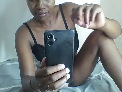 Snapshot of Cutejuly chatting on 10, 7, 2026 Cutejuly online show from 10, 7, 2026