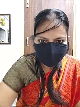 Snapshot of Tamil_white_beauty chatting on 18, 6, 2026 Tamil white beauty online show from 18, 6, 2026