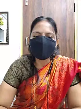 Snapshot of Tamil_white_beauty chatting on 18, 6, 2026 Tamil white beauty online show from 18, 6, 2026
