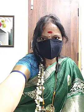 Snapshot of Tamil_white_beauty chatting on 30, 6, 2026 Tamil white beauty online show from 30, 6, 2026