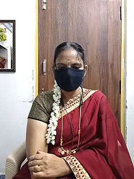 Snapshot of Tamil_white_beauty chatting on 8, 7, 2026 Tamil white beauty online show from 8, 7, 2026